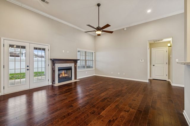 1008 Meadowview Ln, Clarksville, TN 37040