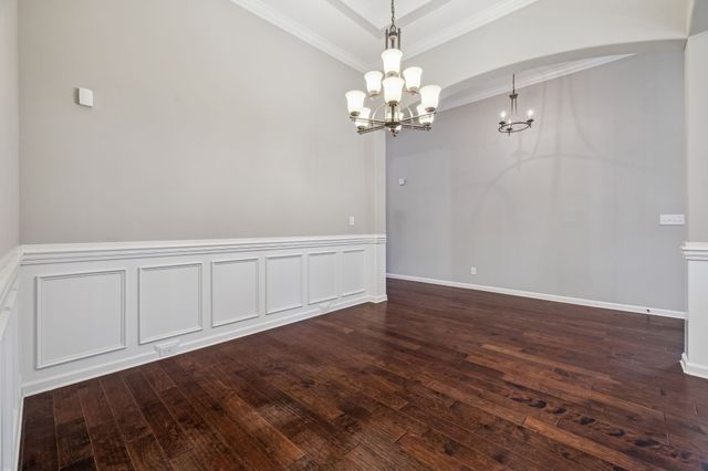 1008 Meadowview Ln, Clarksville, TN 37040