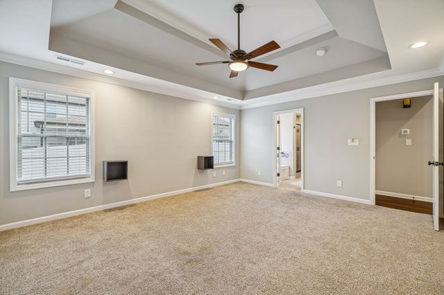 1008 Meadowview Ln, Clarksville, TN 37040