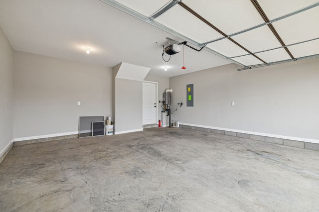 1008 Meadowview Ln, Clarksville, TN 37040