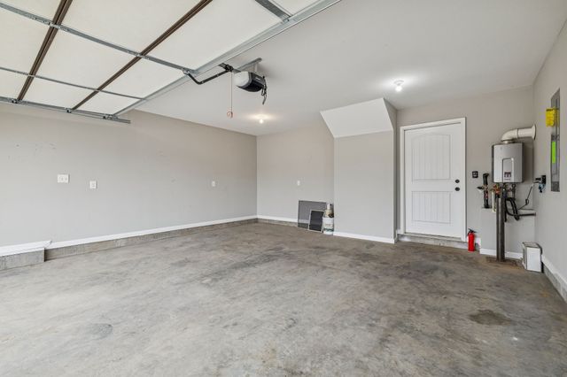 1008 Meadowview Ln, Clarksville, TN 37040