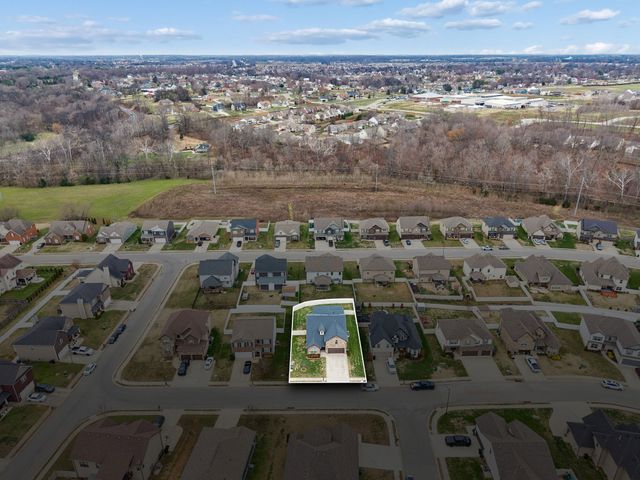 1008 Meadowview Ln, Clarksville, TN 37040