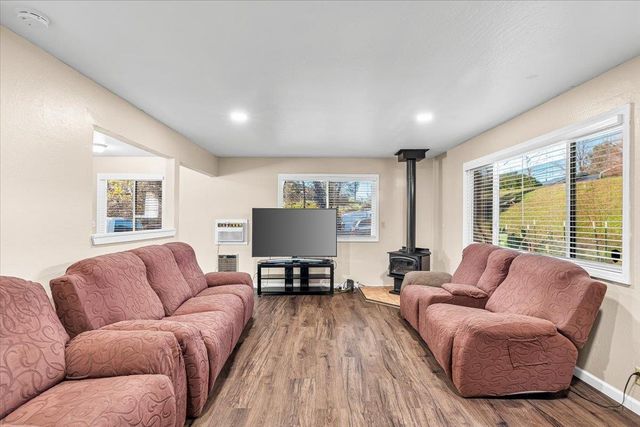 6343 Baldwin, Valley Springs, CA 95252