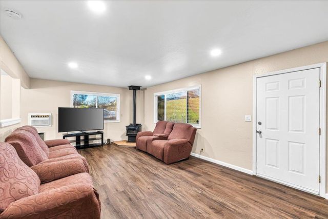 6343 Baldwin, Valley Springs, CA 95252