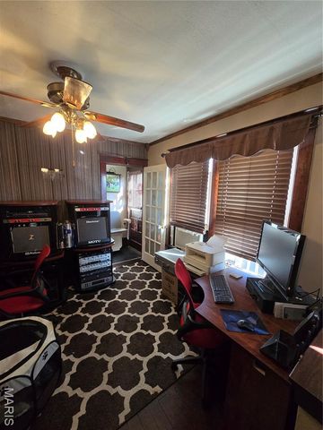 41 N 32nd Street, Belleville, IL 62226