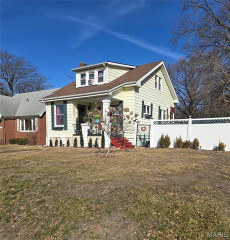 41 N 32nd Street, Belleville, IL 62226