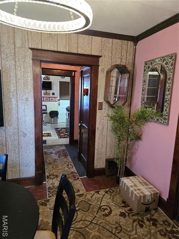 41 N 32nd Street, Belleville, IL 62226