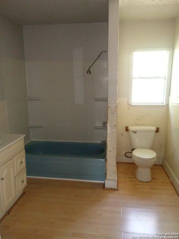 322 REGINA ST A, San Antonio, TX 78223