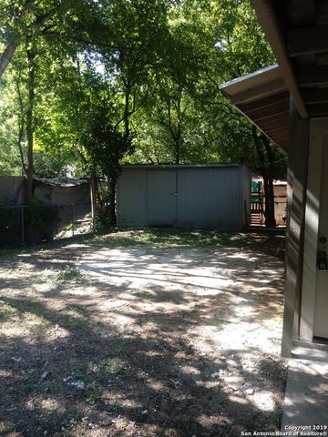 322 REGINA ST A, San Antonio, TX 78223