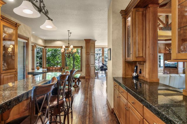 61712 Broken Top Drive, Bend, OR 97702