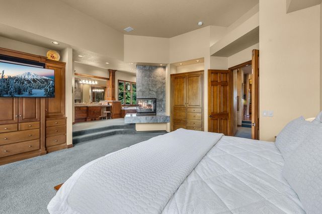 61712 Broken Top Drive, Bend, OR 97702