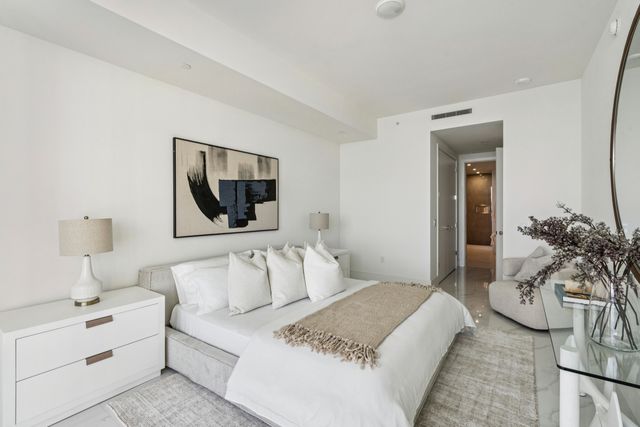 220 Lake Shore Drive 1210, Lake Park, FL 33403