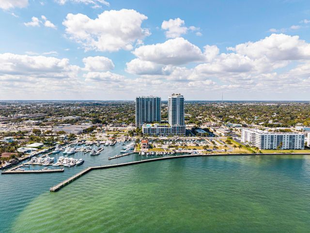 220 Lake Shore Drive 1210, Lake Park, FL 33403