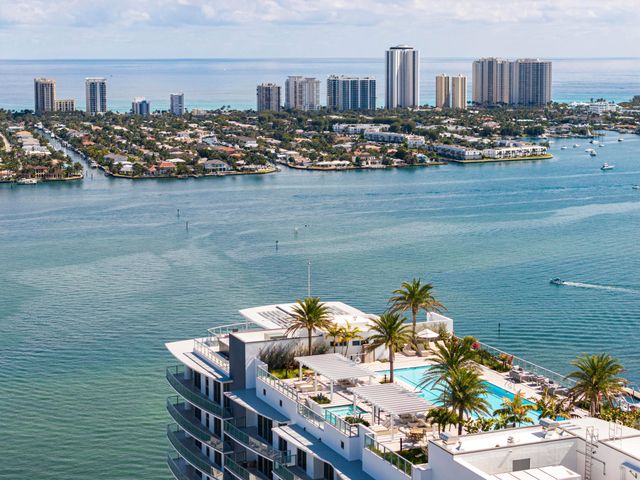 220 Lake Shore Drive 1210, Lake Park, FL 33403