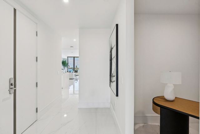 220 Lake Shore Drive 1210, Lake Park, FL 33403