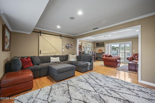 6 Franklin Parkway, West Long Branch, NJ 07764