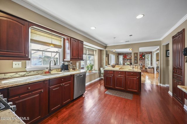 6 Franklin Parkway, West Long Branch, NJ 07764