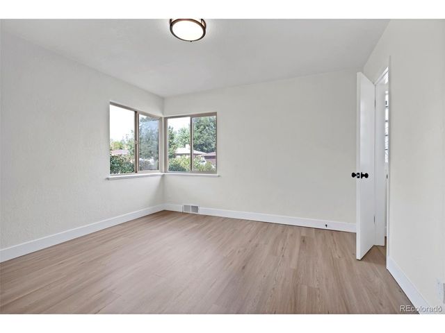4823 Eaton St, Denver, CO 80212