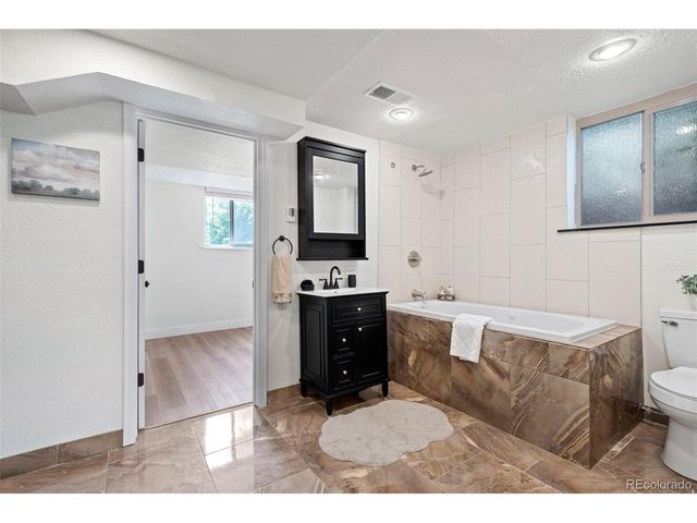 4823 Eaton St, Denver, CO 80212