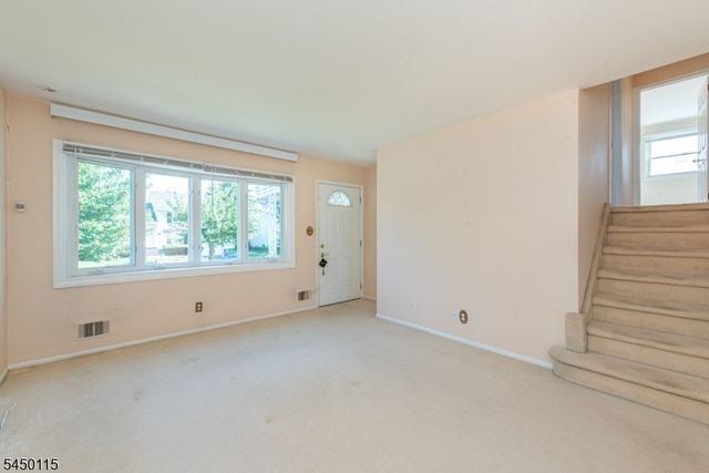 50 Plenge Dr, Belleville Twp., NJ 07109
