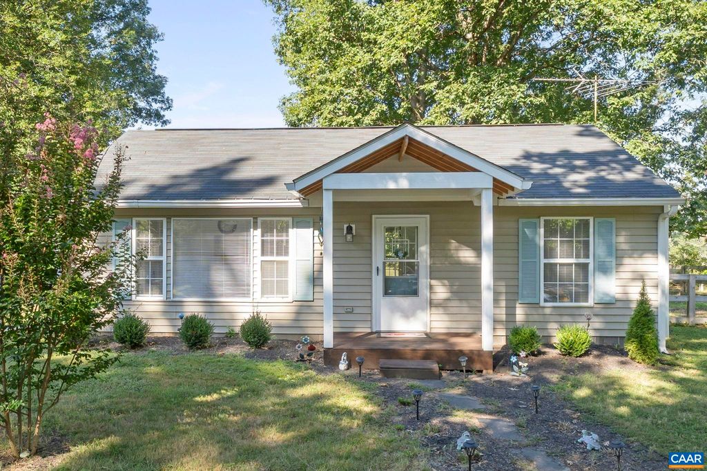 57 SCLATERS FORD RD, Palmyra, VA 22963