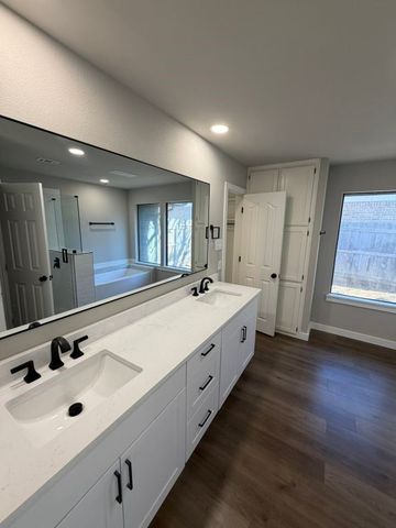 5206 Wind Rock Court, Arlington, TX 76017