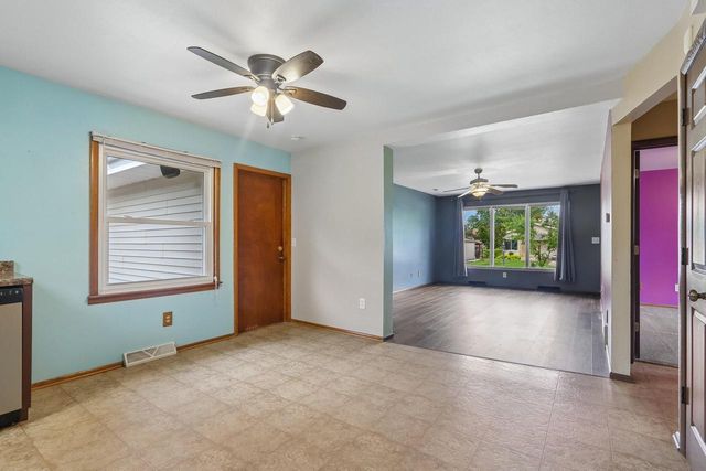 3414 Oakwood DRIVE, Racine, WI 53406