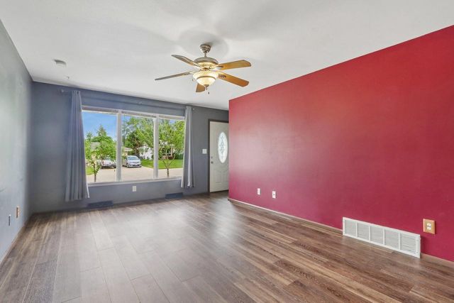 3414 Oakwood DRIVE, Racine, WI 53406