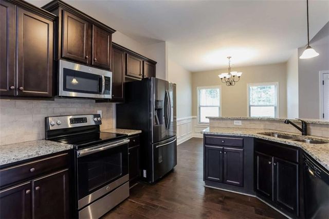 51 Bridgemill Run, Douglasville, GA 30134