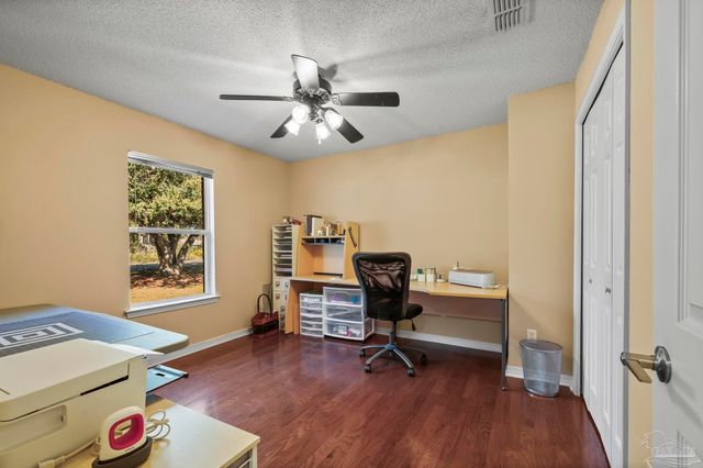 7770 Fenwick St, Navarre, FL 32566