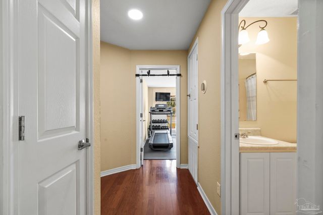 7770 Fenwick St, Navarre, FL 32566
