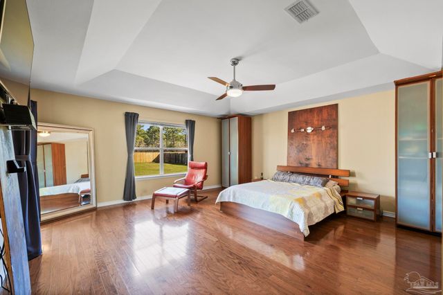 7770 Fenwick St, Navarre, FL 32566