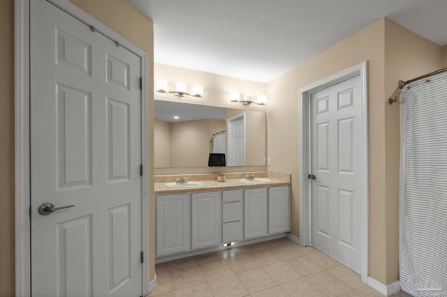 7770 Fenwick St, Navarre, FL 32566