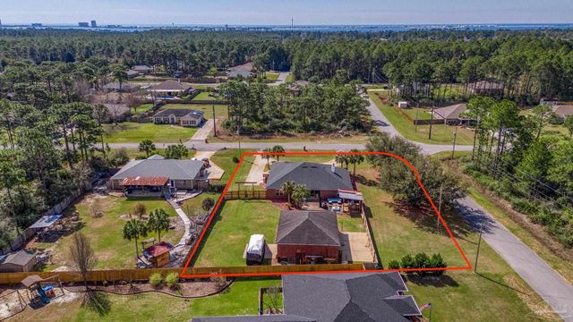 7770 Fenwick St, Navarre, FL 32566