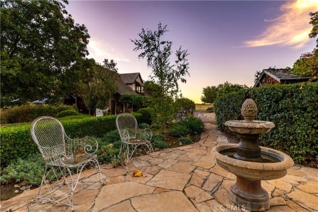 5415 Fairhills, Paso Robles, CA 93446