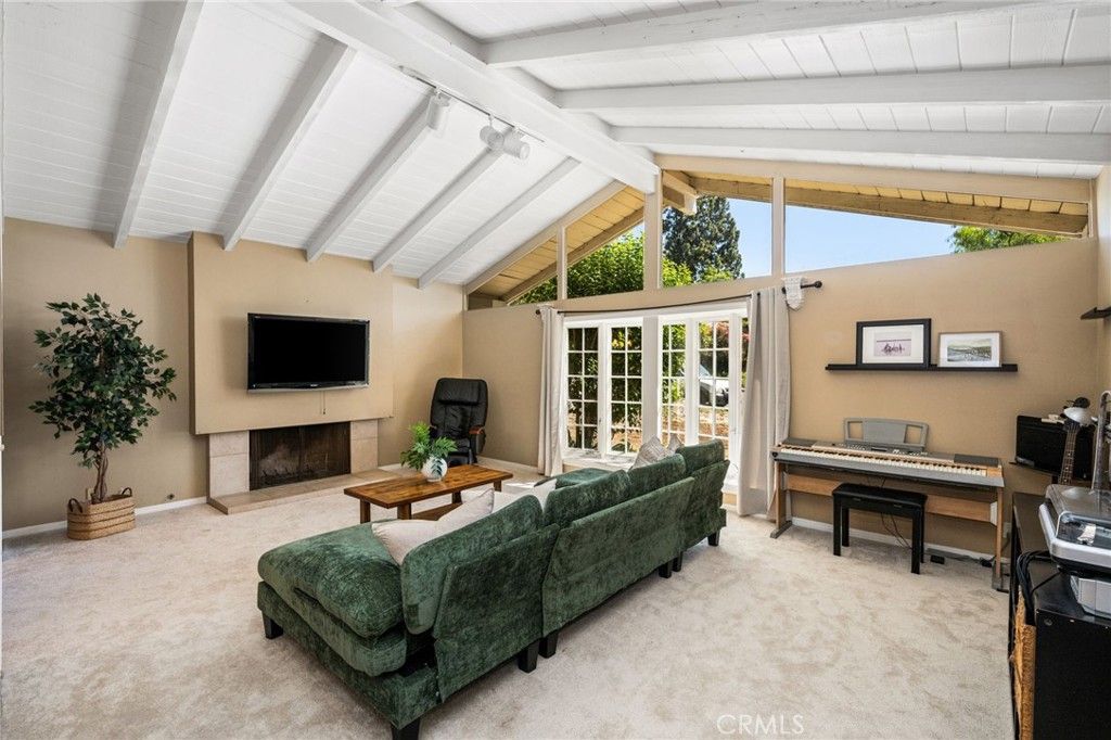 10381 Brightwood, North Tustin, CA 92705 — photo 2