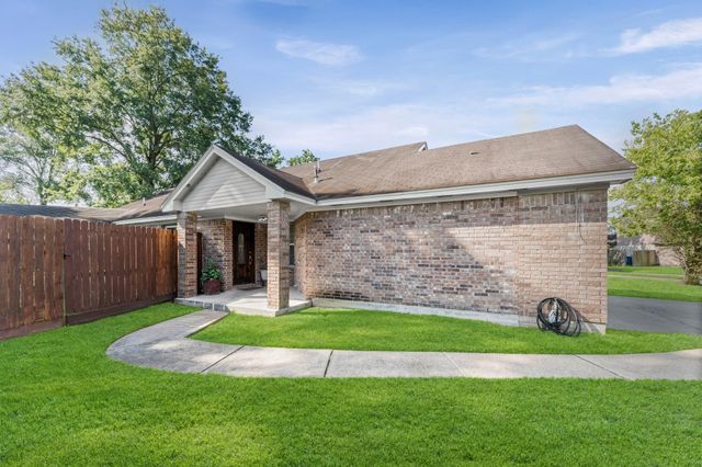 1034 Little Port, Channelview, TX 77530