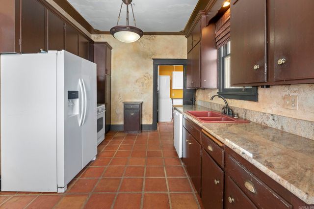 138 Booker Street, Little Rock, AR 72205