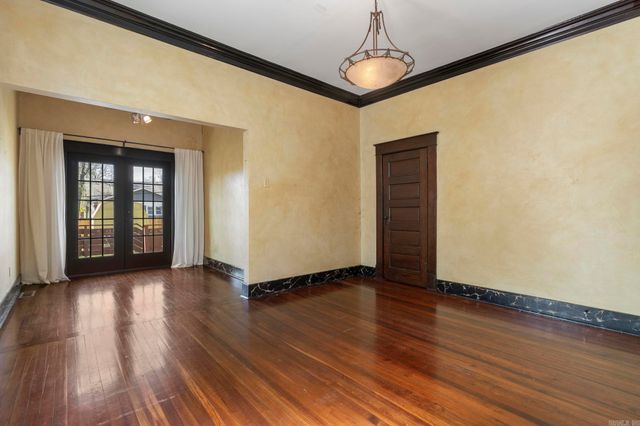 138 Booker Street, Little Rock, AR 72205