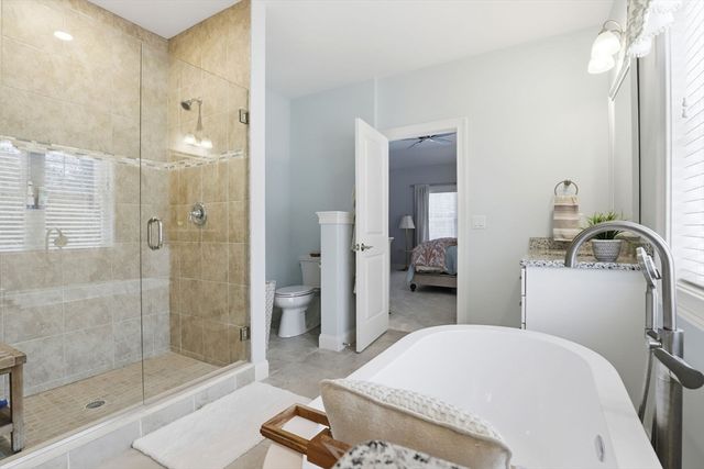 8 Daylily Dr 8, Plymouth, MA 02360