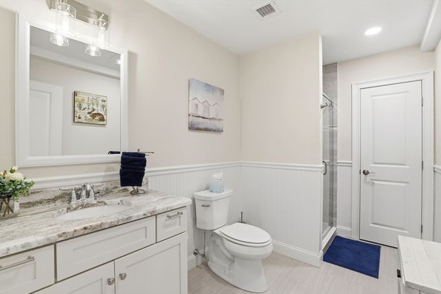 8 Daylily Dr 8, Plymouth, MA 02360