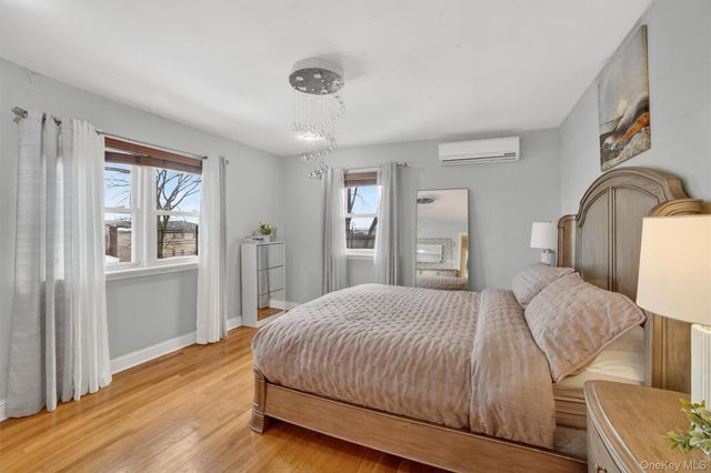 135 Midland Terrace, Yonkers, NY 10704