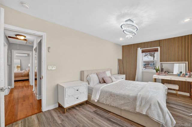 135 Midland Terrace, Yonkers, NY 10704