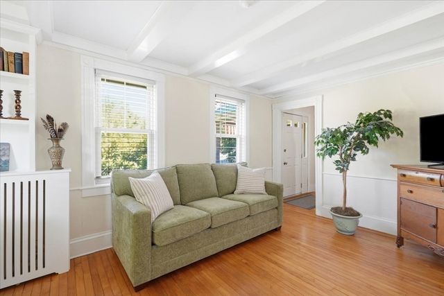 364 North Ave, Rockland, MA 02370