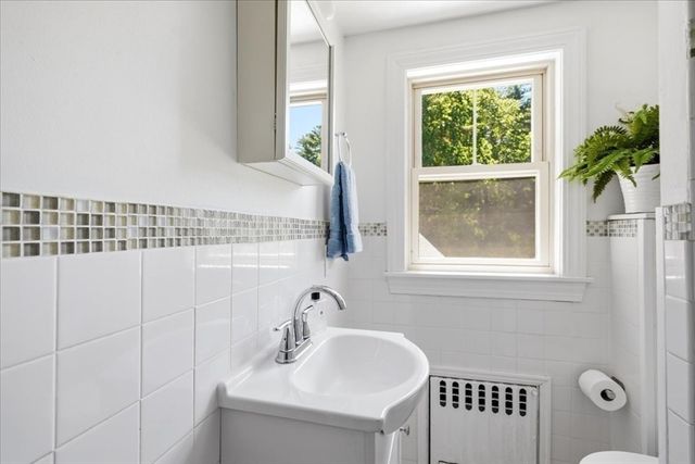 364 North Ave, Rockland, MA 02370