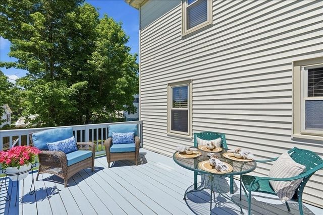 364 North Ave, Rockland, MA 02370