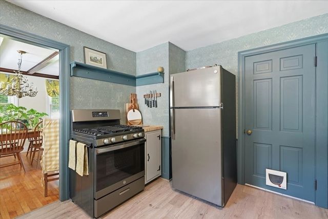 364 North Ave, Rockland, MA 02370