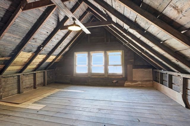 364 North Ave, Rockland, MA 02370