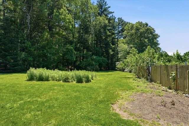 364 North Ave, Rockland, MA 02370