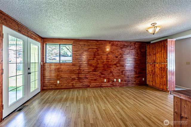 2524 70th Avenue SW, Tumwater, WA 98512